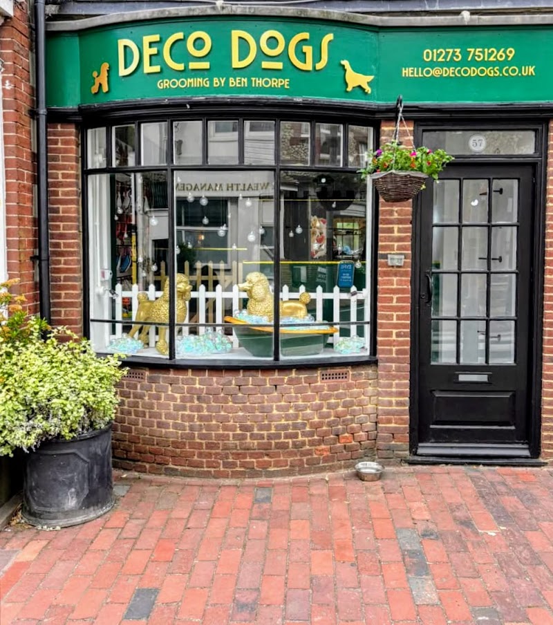Deco Dogs